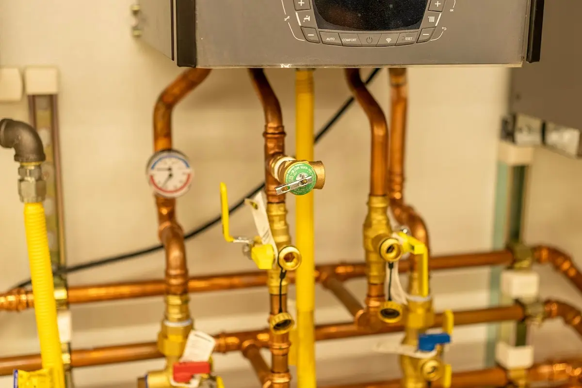 Licensed technician providing Pipe Repair for a homeowner in Edinburgh